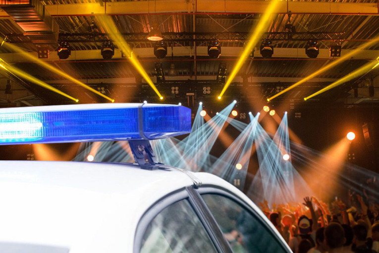 Ubijen sin estradnog menadžera: Telo pronađeno ispred zgrade