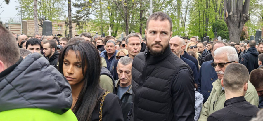 Ko je sve bio na sahrani Vujoševića! Legende košarke, Partizana, poznati iz sveta sporta, javnog života... (FOTO/VIDEO)