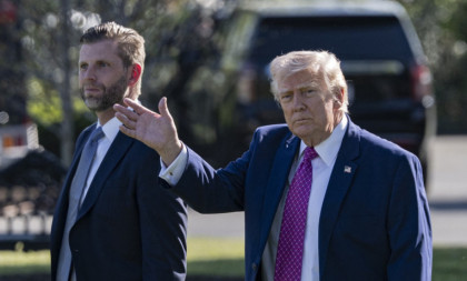 Tramp vodi sina u Kinu: Erik uz oca na važnoj misiji!