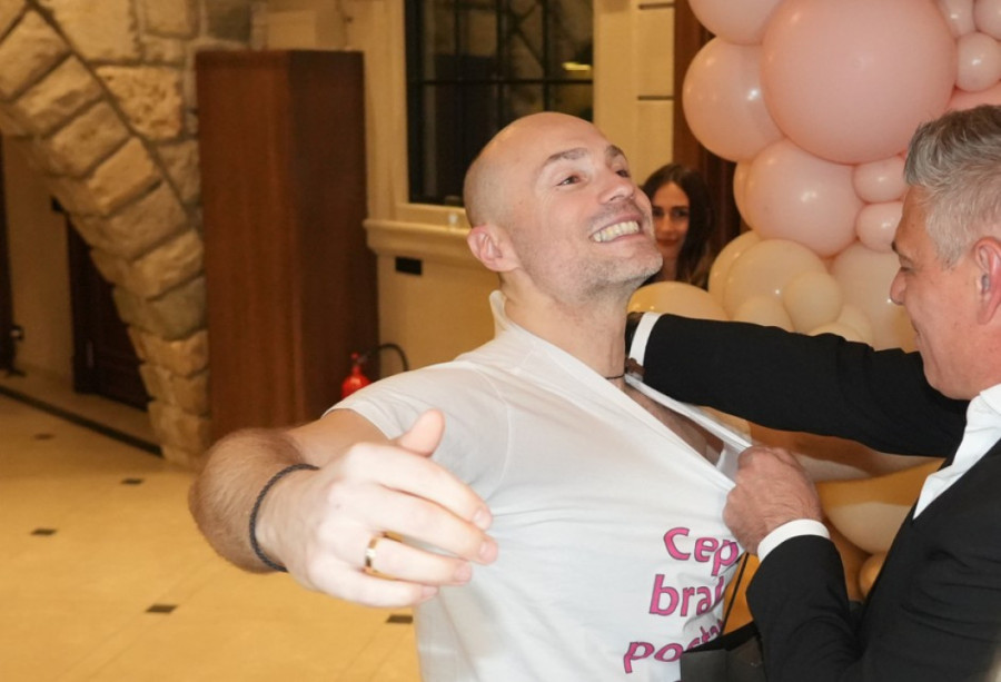 "Kad sam dobio ćerku i ja sam se ponovo rodio!" Aca Sofronijević nikad iskrenije o braku i roditeljstvu