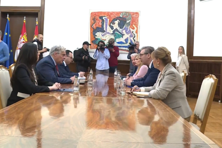 Završene konsultacije predsednika sa predstavnicima Narodne stranke