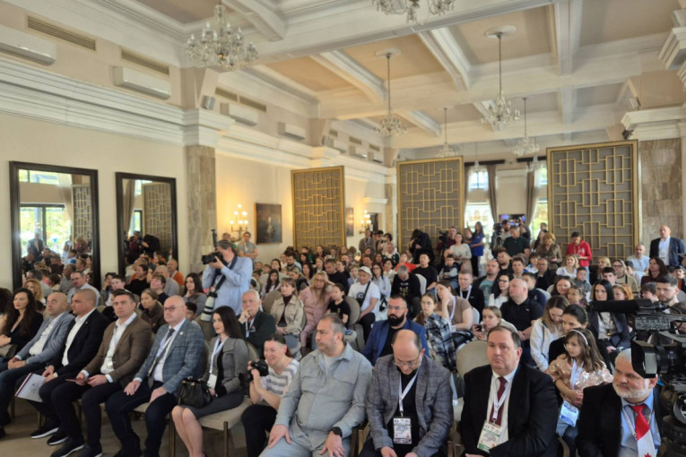 Blic šah uz veliko srce: Svetsko prvenstvo za mlade počelo u Vrnjačkoj Banji