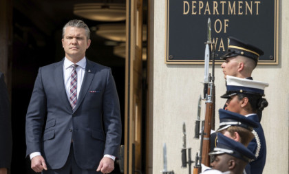 Demokrate pokreću postupak za opoziv Pita Hegseta: Američki ministar optužen za pet teških prekršaja