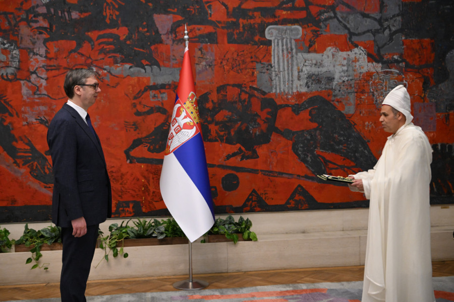Vučić primio akreditivna pisma ambasadora Kraljevine Maroko Omara Amrara