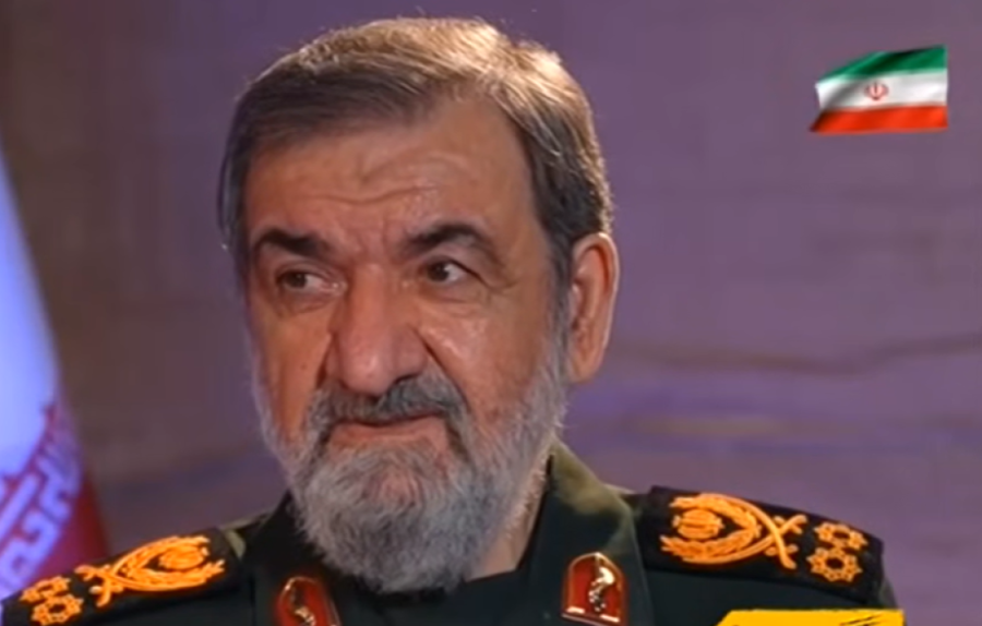 "Neće glumiti policajca"! Iran zapretio da će potopiti američke brodove u Ormuskom moreuzu