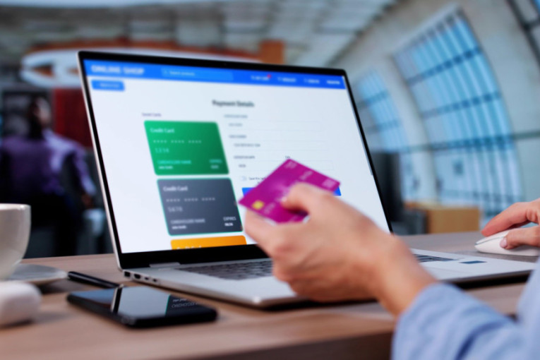 Je li moguće danas živjeti bez pretplata?