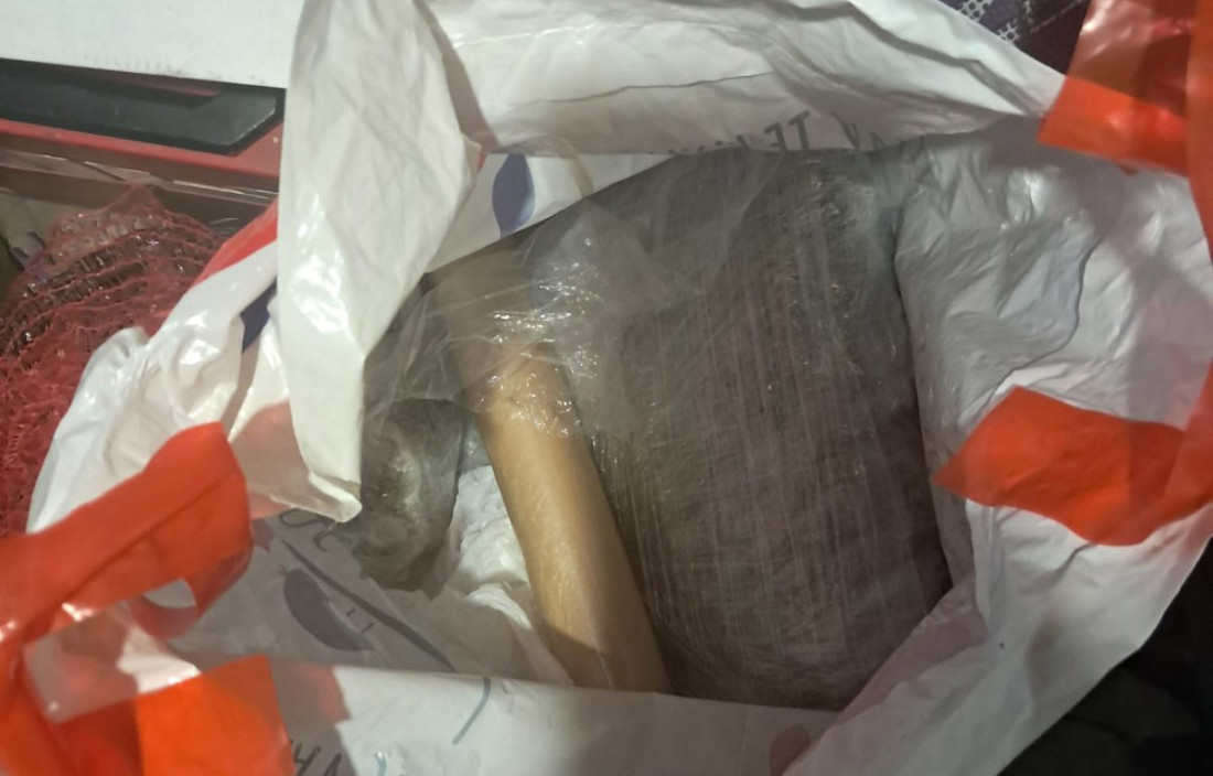 Pali na primopredaji: Zaseda u Irigu, otkrivena marihuana i kokain