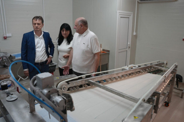 Glišić obišao sela u Dragačevu: Radovi na putevima pri kraju, najavljeni novi projekti (FOTO/VIDEO)