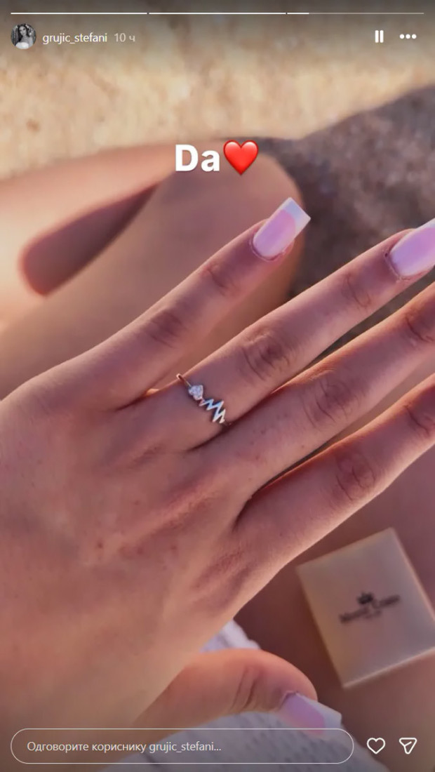 Matora na aparatima: Mreže gore, objavljen prsten! (FOTO)