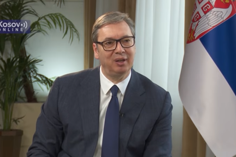 Vučić podelio snimak incidenta u Novom Sadu: "Poštovani gospodine Mirko, izvinite u ime države i moje lično ime" (VIDEO)