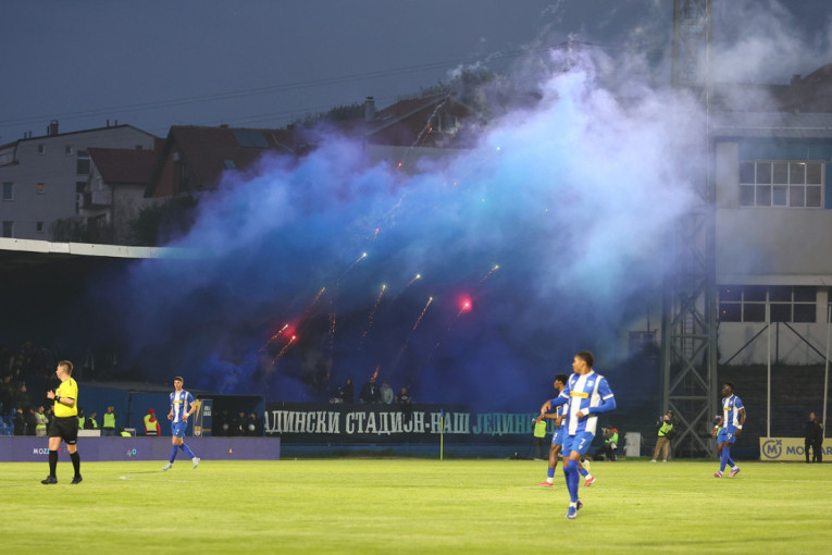 Posle "petice" protiv Pazaraca, uprava "romantičara" časti navijače