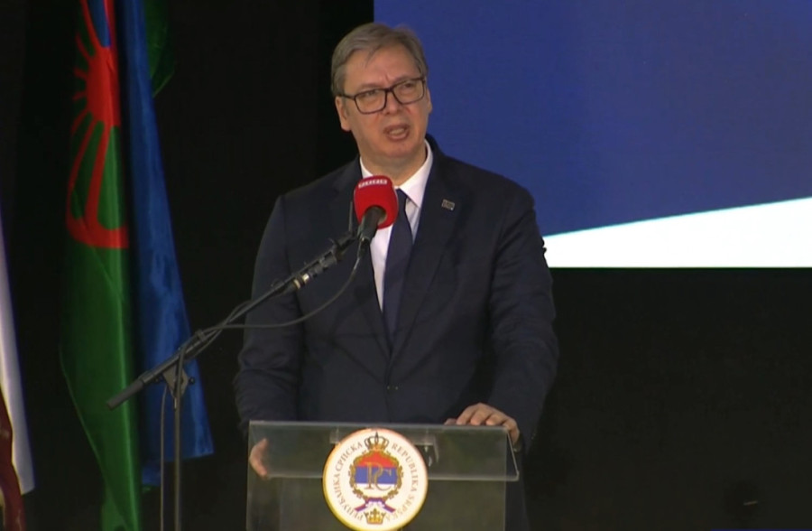 Vučić u Donjoj Gradini održao moćan govor: Pokazaćemo vam kako izgleda ostrvo slobode u Evropi! (FOTO/VIDEO)