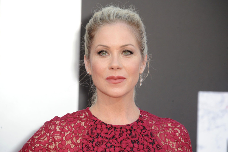 Kristina Eplgejt u veoma lošem stanju: Teška bolest uzima maha, njeni prijatelji strahuju od najgoreg