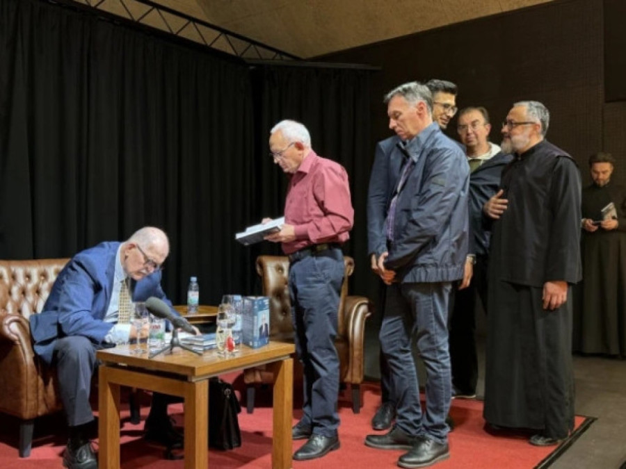 Čuveni profesor Tanasković o sunovratu institucije: Pojavili su se ljudi kojima nije mesto na fakultetu, a onda su moguće malverzacije