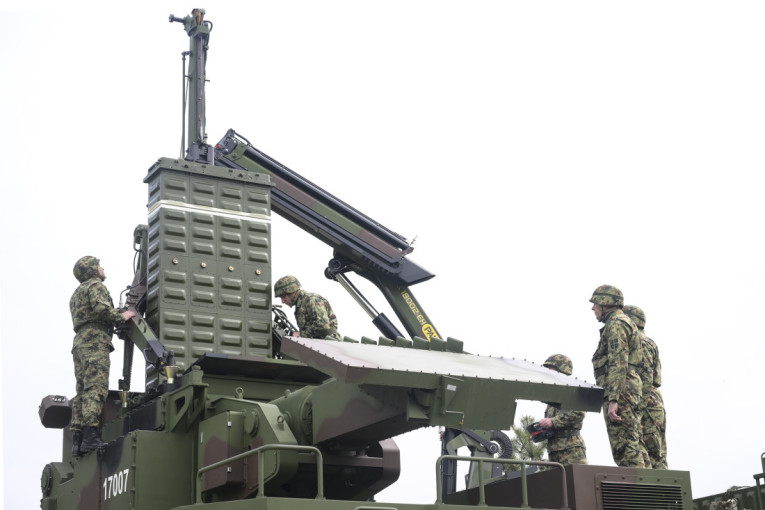Oštri se odbrana neba: Vojska trenira presretanje dronova, raketa i aviona (FOTO/VIDEO)