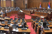 Nastavljena sednica Skupštine Srbije, poslanici postavljaju pitanja