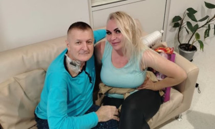 Prva fotka Gocija posle teške operacije: Oporavlja se nakon niza komplikacija (FOTO)