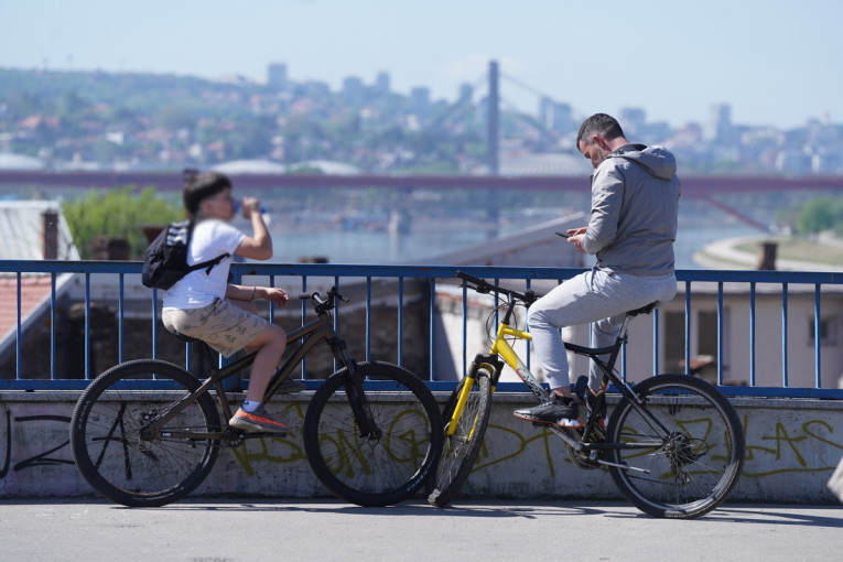 Vetar, kiša , sneg! Danas je sve moguće