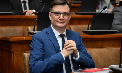 Jovanov odgovorio Bjelogrliću: "U kom sistemu manjina može da pobedi većinu koju mrzi i vređa?"