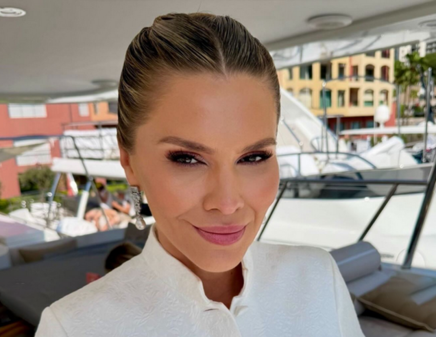 Ovo je lepa devojka Kana Džinovića: Dok Melina uživa sa milionerom, njen sin posvećen Sari