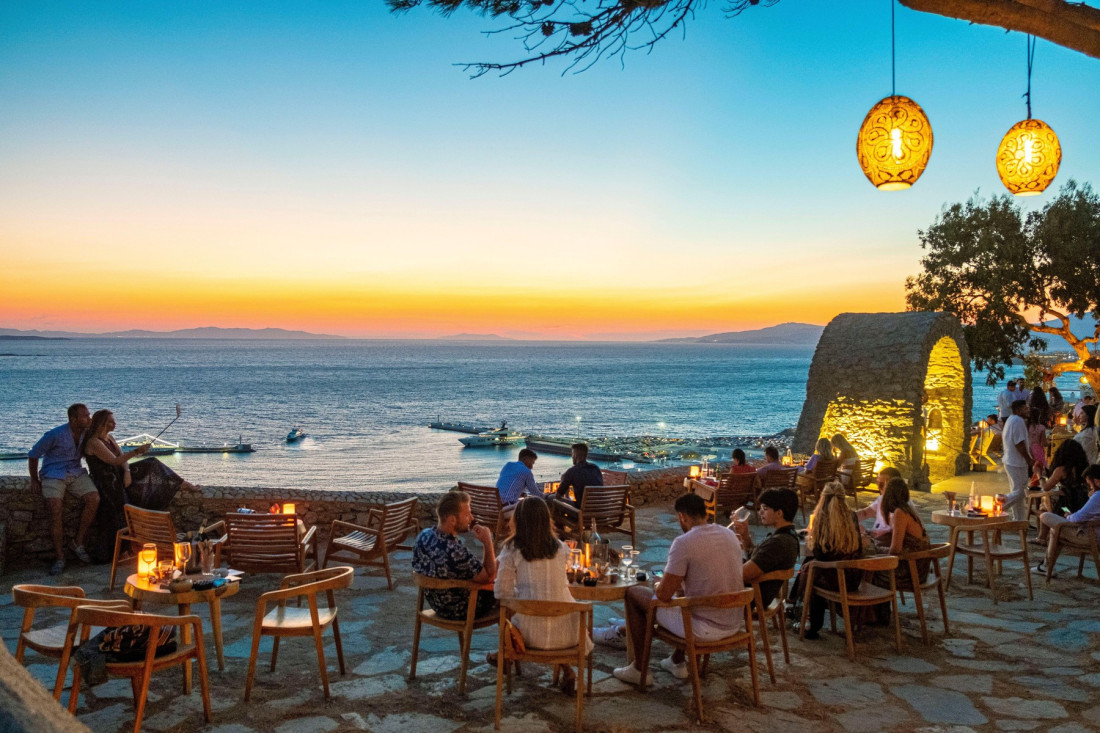 Klijenti igrači Kolarova i Strahinjini drugovi iz ekipe: Otkrivamo celu šemu prostitucije za 50 igrača Serije A