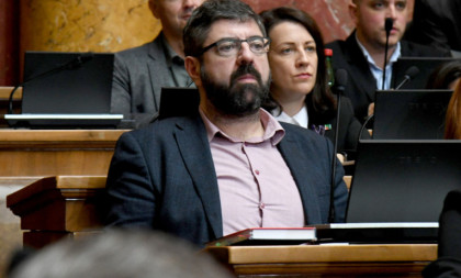 I ovo je politika blokadera: Lazović javno pozvao na korišćenje narkotika! (VIDEO)