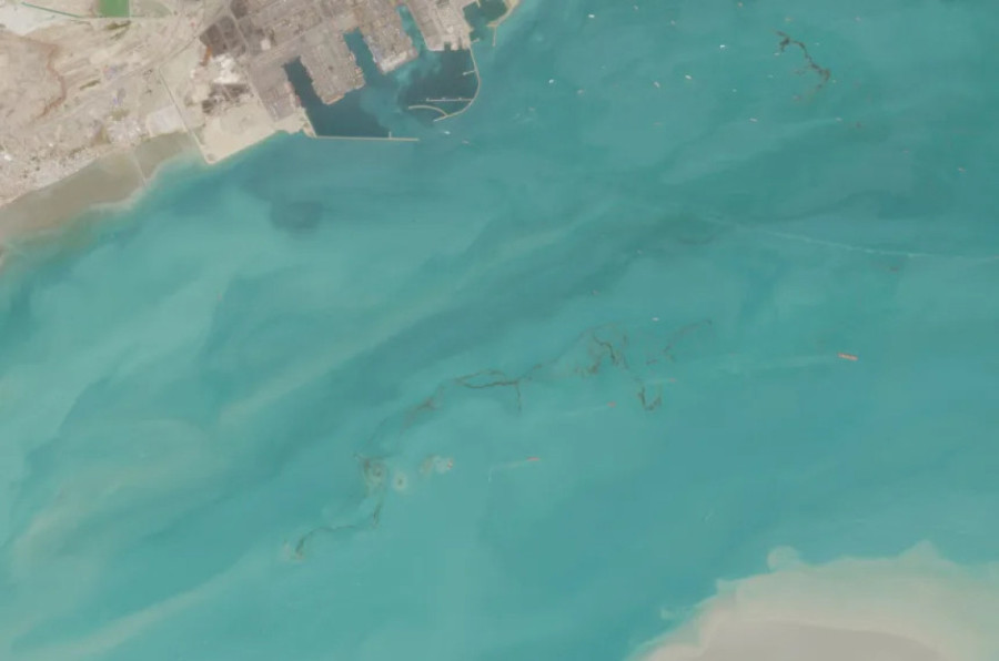 Izlivena nafta vidi se iz svemira: Satelitki snimci otkrili razorne posledice rata na Bliskom istoku