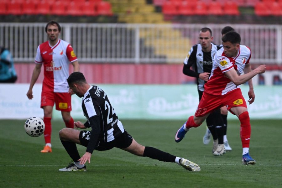 Nula u derbiju u Novom Sadu! Partizan u završnici ostao bez Đurđevića, Vojvodina to nije iskoristila (FOTO/VIDEO)