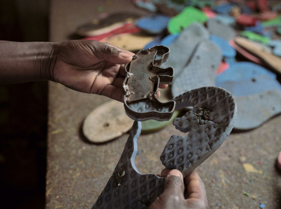 Nećete verovati šta sve ljudi prave od otpada: Dobar razlog da posetite novu izložbu u Muzeju afričke umetnosti (FOTO)