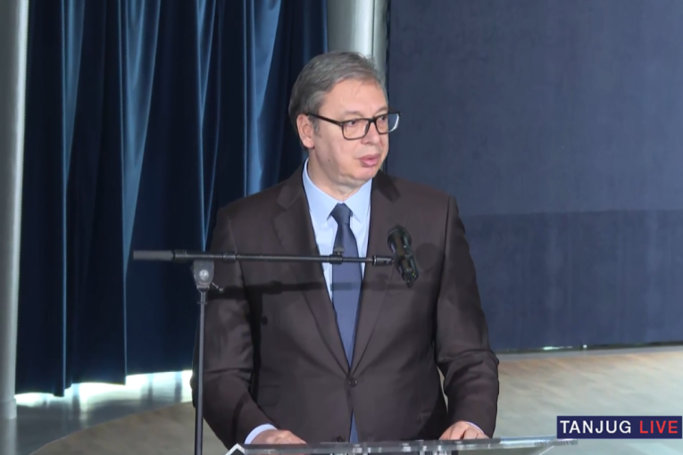 Vučić otvorio vidikovac na 41. spratu Kule Beograd: Ovo pripada svim građanima! Govorio o izborima, blokaderima i sastanku opozicije!