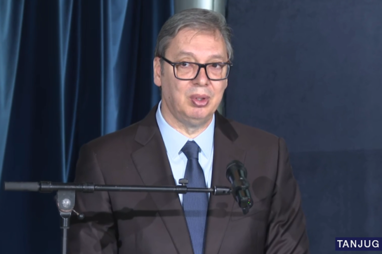 "Nadam se da će spustiti malo tu anti-srpsku histeriju i kampanju koju vode": Vučić o vandalizmu u Zagrebu