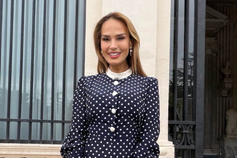 Marijana blista u Večnom gradu: Sija u tufnama, a poslala je i poučnu poruku (FOTO)
