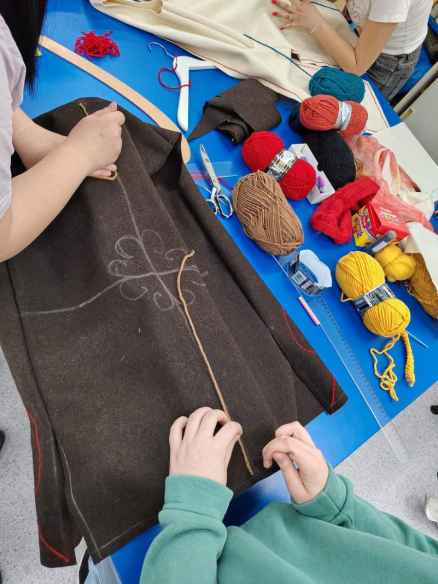 Deca u ovom srpskom gradu čuvaju tradiciju: Važan zanat prenosi se na mlađe generacije