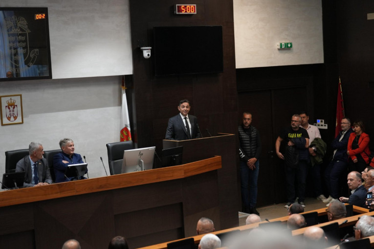 Vučić saopštio fantastične vesti: Upravo smo podelili 6.645 kredita za mlade za kupovinu stanova (VIDEO)