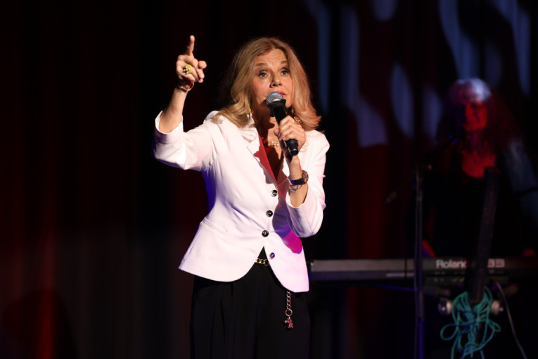 Ljubavna pesma na Dorćolu: Mirjana Bobić Mojsilović i Tanja Banjanin ispunile Fondaciju Mozzart najlepšim emocijama