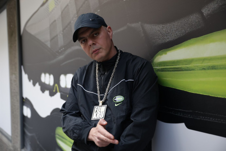 "Đanija ne može ni Rusija da pobedi" Đus posle duže vremena pričao o estradi, a evo zašto je neke nazvao "pacovima"!