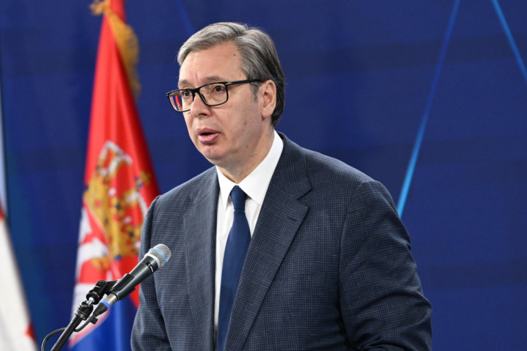 Vučić: Veliki skup SNS u Beogradu na Vidovdan ili pre, biće to vreme velikih odluka!