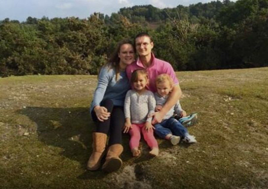 Igor je rođen blizu Černobilja bez jedne ruke: Zbog ozbiljnog deformiteta odveden u sirotište, a onda se desio preokret (FOTO)