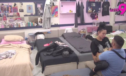 Dramatičan obrt: Maja i Asmin upali i žestok klinč, evo kako su pokušali da se izmire