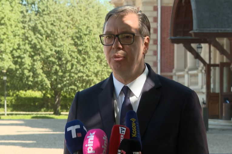 Ovo nije politika, ovo je dijagnoza! Blokaderima puna usta demokratije, a u praksi sprovode čisto nasilje! (VIDEO)