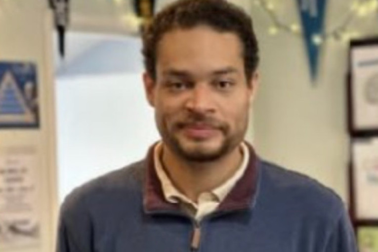 Takozvana kosovska policija u Zubinom Potoku privela maloletnika - zbog majica Delija!