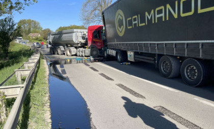 Otkriveno u kakvom stanju su vozači nakon sudara šlepera kod Aranđelovca!