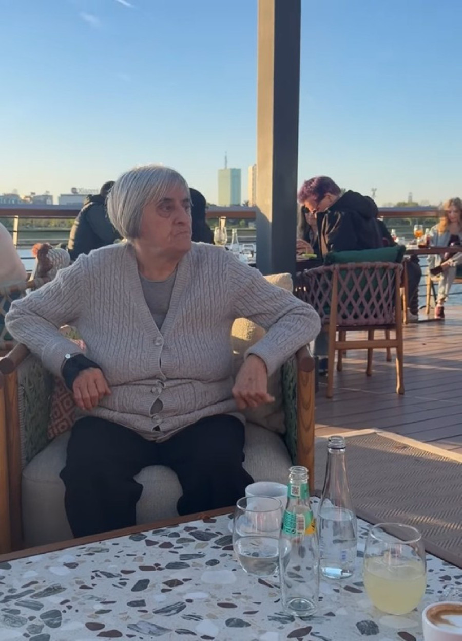 Trudna Dea Đurđević se fotkala sa majkom i bakom: "Ženski rodoslov"