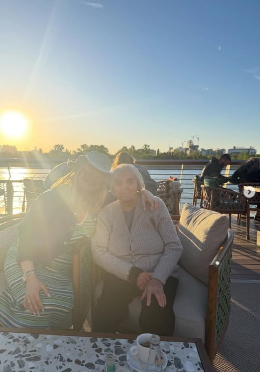 Trudna Dea Đurđević se fotkala sa majkom i bakom: "Ženski rodoslov"