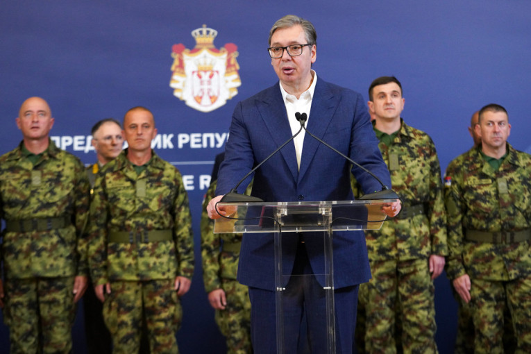 Vučić primio srpske mirovnjake iz Libana: Hrabri momci i devojke, pokazali su kako se čuva međunarodno pravo i mir (FOTO/VIDEO)