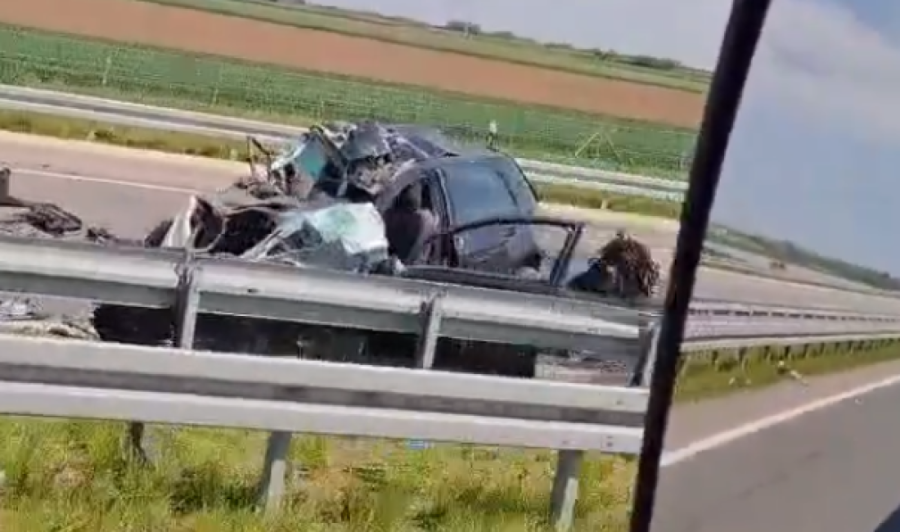 Velika tuga: Evo koliko je poginulih i povređenih u teškoj saobraćajki na putu za Rumu!