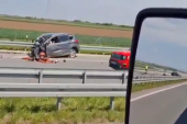 Velika tuga: Evo koliko je poginulih i povređenih u teškoj saobraćajki na putu za Rumu!