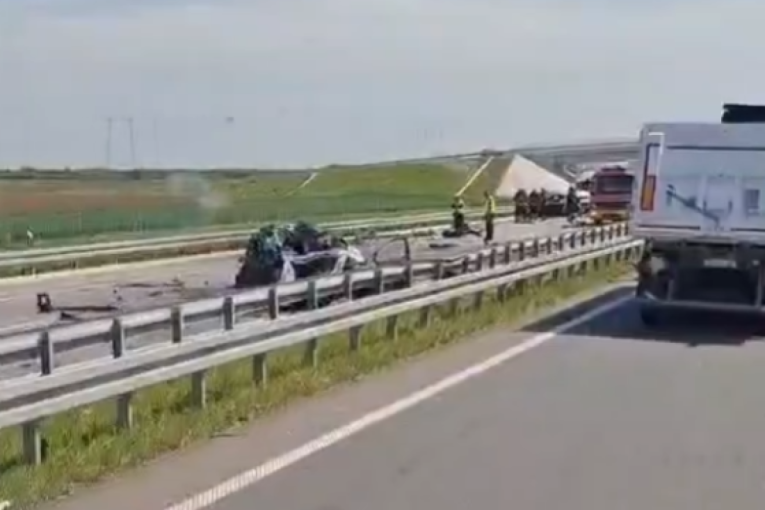 Predator ucenjivao dete: Devojčici pretio snimcima, nađen pornografski sadržaj (VIDEO)