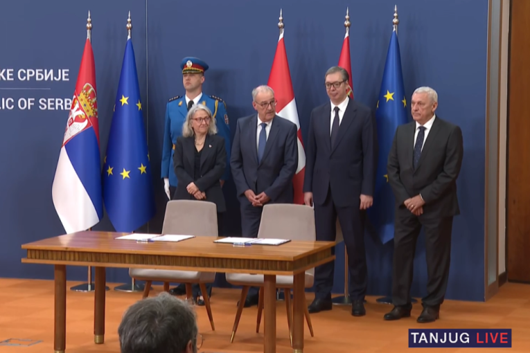 Počelo potpisivanje ugovora o švajcarsko-srpskom programu inovacija predvođeno Vučićem i Parmelenom (FOTO/VIDEO)