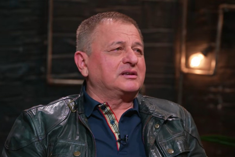 Pevačice mu nudile trojku! Rade Lacković bežao od koleginica: Bio sam oženjen!